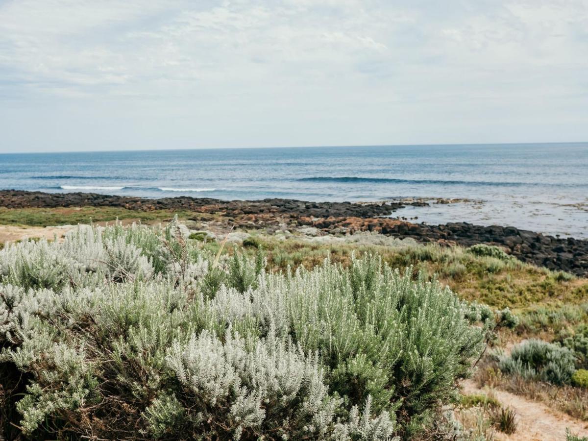 Hearns Beachside Villa 2 Port Fairy Exterior foto